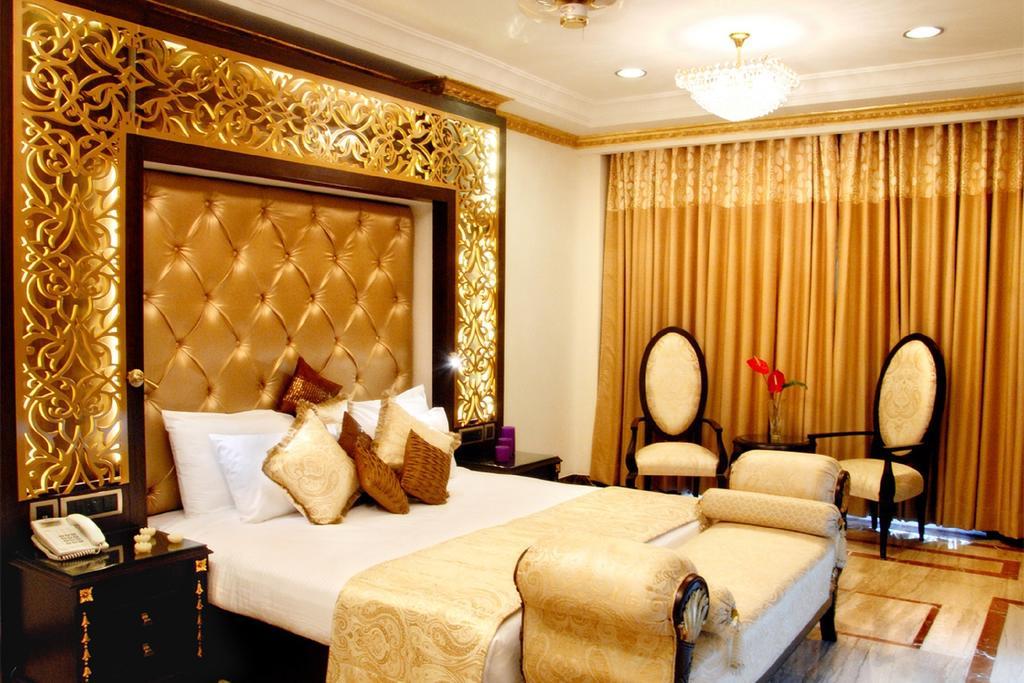 Hotel New Walnut Castle Paharganj Zewnętrze zdjęcie