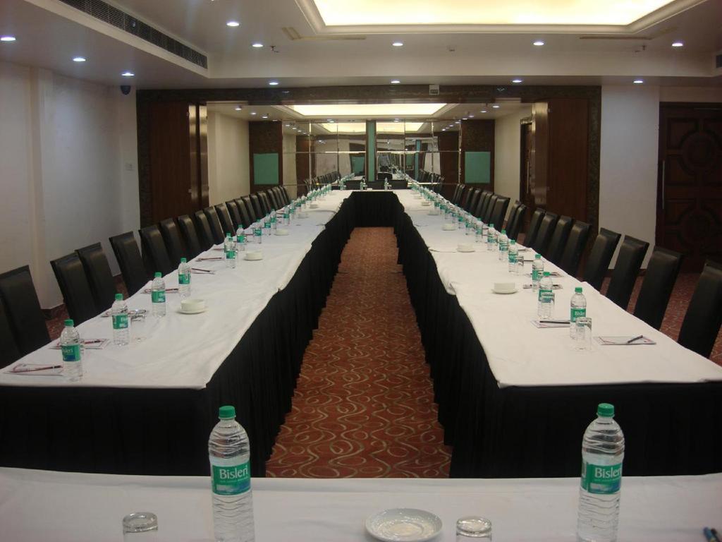 Hotel New Walnut Castle Paharganj Zewnętrze zdjęcie