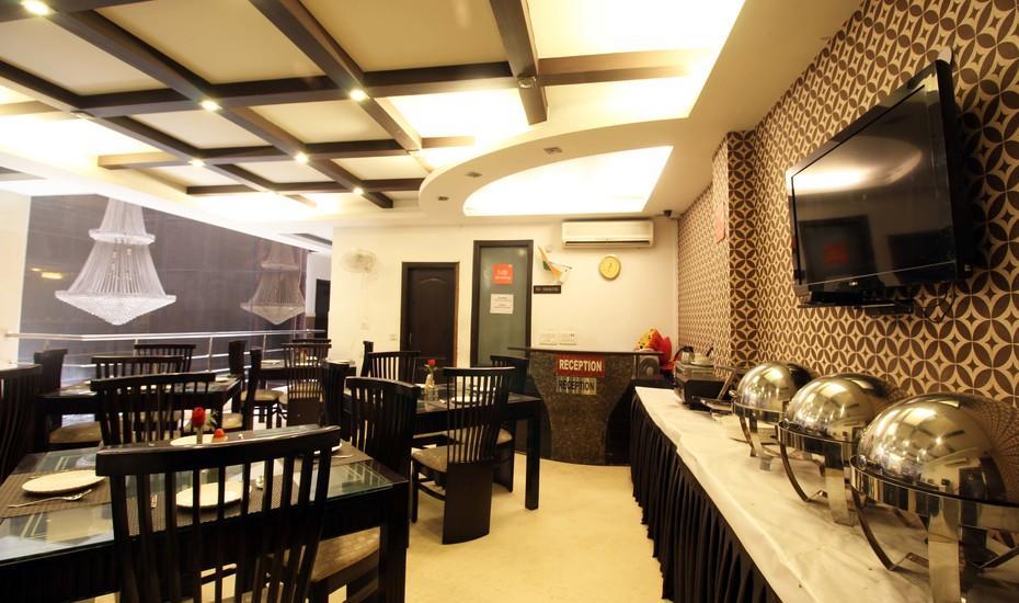 Hotel New Walnut Castle Paharganj Zewnętrze zdjęcie